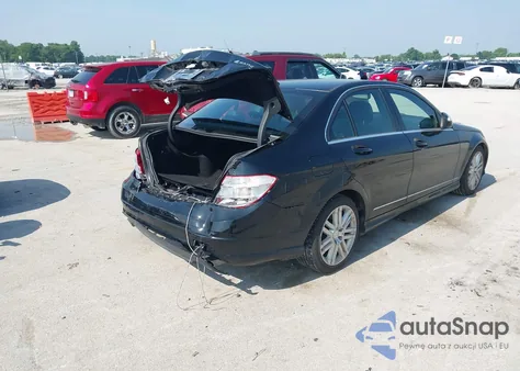 2009 Mercedes-Benz C 300 Luxury 4Matic/Sport 4Matic из США, поврежденный, VIN WDDGF81X69F213008